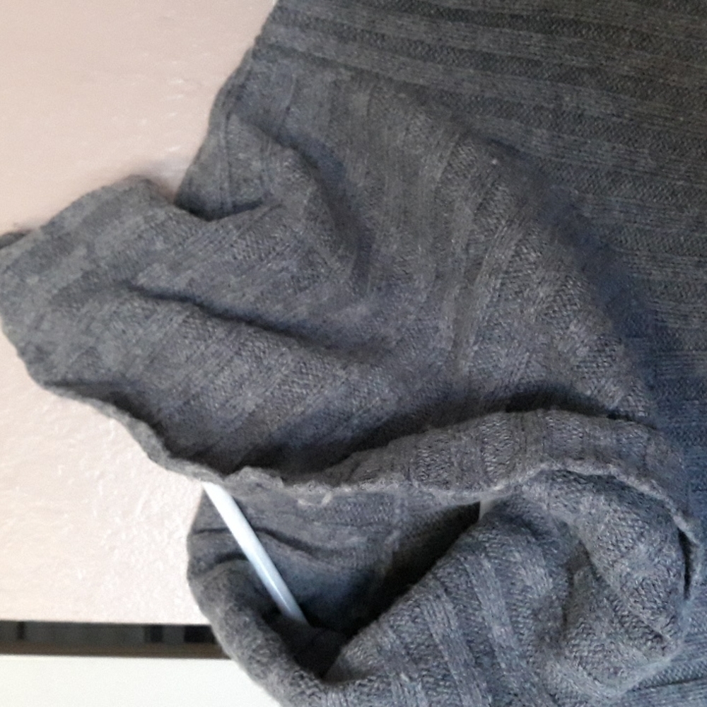 Long sweater - Picture 3 of 4